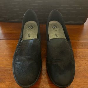 cloudstepper by Clark’s with soft cushion shoes